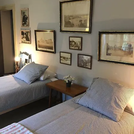 Maisonnette De Bony *